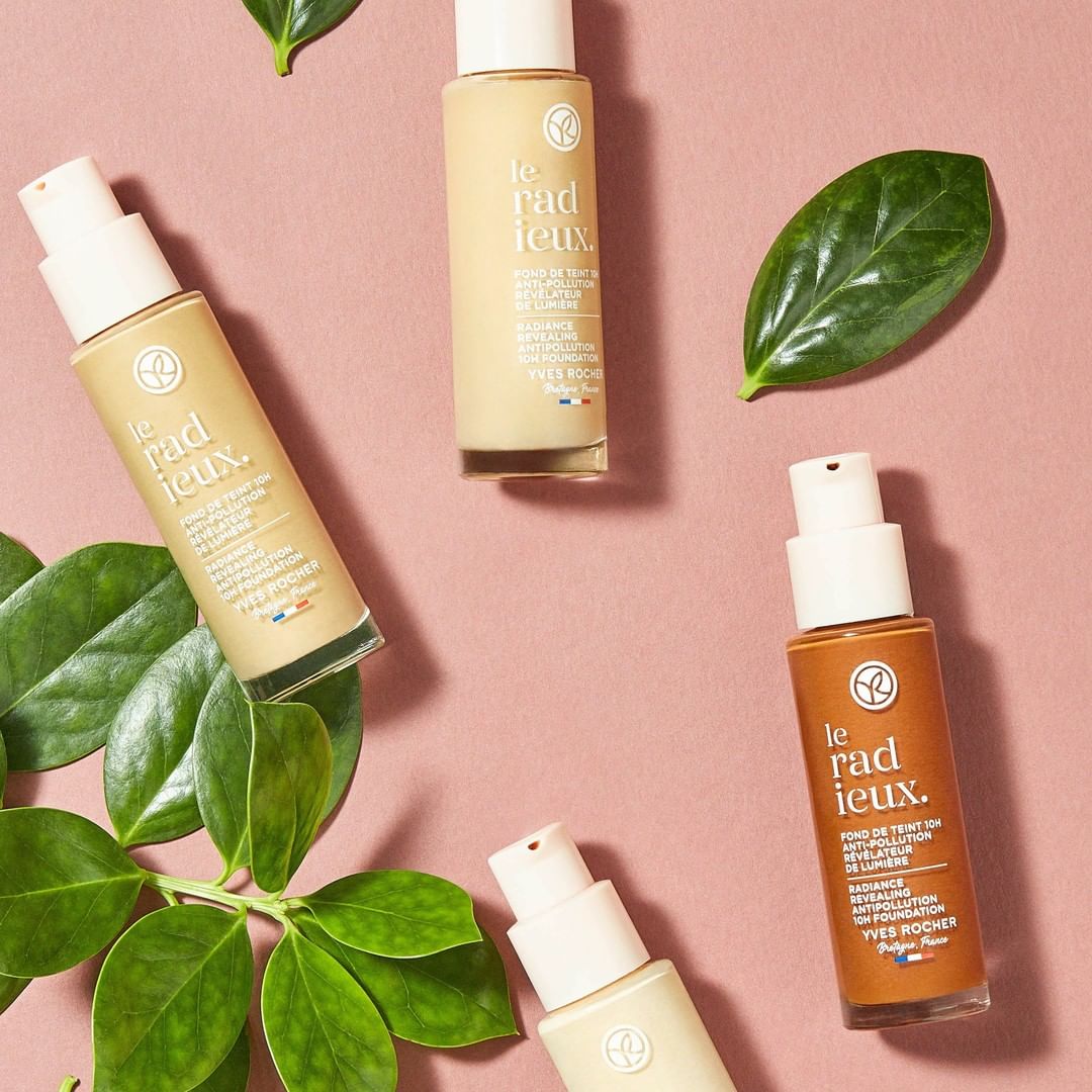 Yves Rocher France - [NOUVEAUTÉ] Le super pouvoir de notre nouveau Fond de teint Le Radieux ? L’Aphloïa de Madagascar 🌿 Cet actif végétal agit comme un bouclier contre la pollution. Pour en savoir...