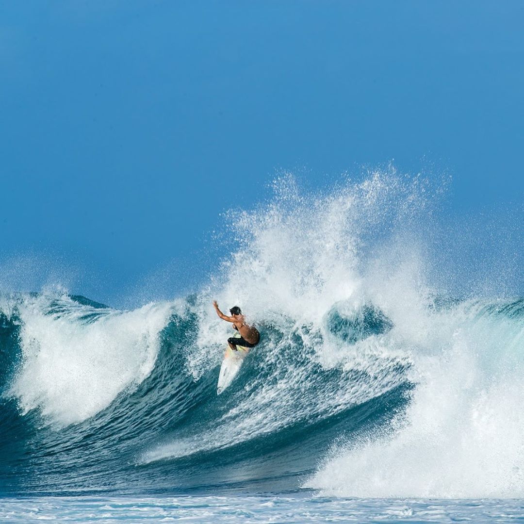 Quiksilver - Chunky section. Chunky turn. @floresjeremy, teeing off.