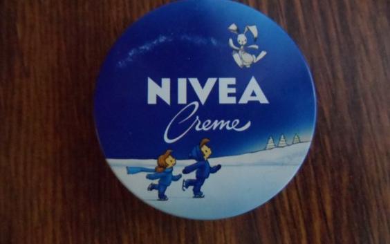 Универсальный увлажняющий крем NIVEA Creme фото