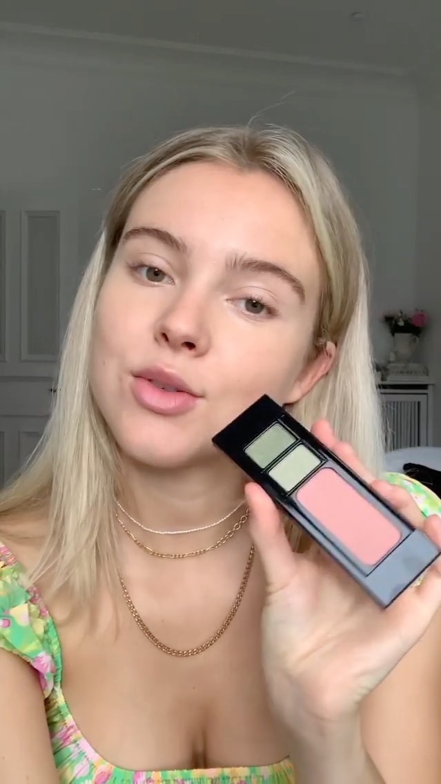 ARTDECO - Super easy and quick summer make-up inspo by our lovely @isabelleschroeder_ 🤍

Get the look:
🤍 Moisturizing Skin Tint N°3
🤍 Perfect Teint Concealer N°19 light beige
🤍 Eyeshadow Base
🤍 Magnet...