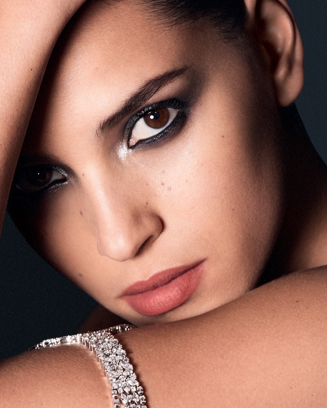 Armani beauty - Actress @AdriaArjona, new face of #Armanibeauty, presents the iconic Armani smokey eye. She wears SMOOTH SILK EYE PENCIL in shade 4, EYE TINT in shade 43 "Ice" and EYES TO KILL CLASSIC...