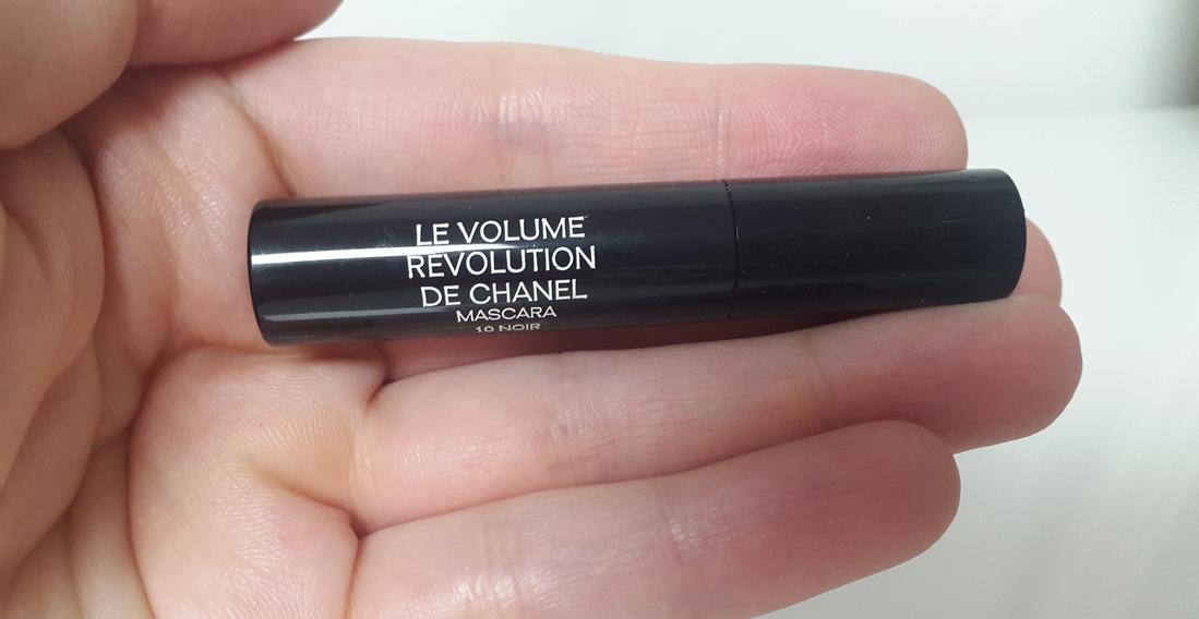 Тушь для ресниц Le Volume Revolution De Chanel, в оттенке Noir 10