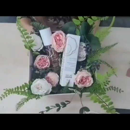 The Plant Base - 한국분들만 대상으로 Give Away 합니다🥰
푸릇 푸릇 식물🌿들과 이쁜 꽃🌹듬뿍!
더플랜트베이스의 스타상품들만 넣어서
그날 기분 제대로 책임지는 이벤트합니닷 🥳
.
앞으로 1달-2달에 한번씩 꾸준히 할 이 이벤트 , 이름을 정하는데요.
뷰티박스 는 너무 흔한것같고ㅠ
와우박스? 서프라이즈박스? 하...ㅋㅋ
아니야... 아니야!...
