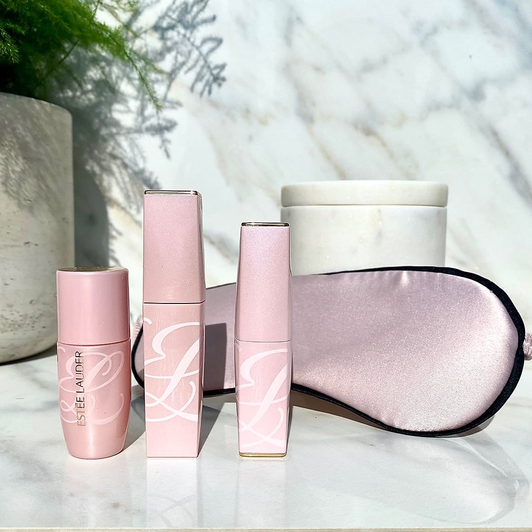 Estée Lauder - 💫 Our #PureColorEnvy Lip Care collection keeps lips soft & smooth by day and hydrated & supple overnight: ⠀⠀⠀⠀⠀⠀⠀⠀⠀⠀⠀⠀
💕Pure Color Envy Nighttime Rescue Lip Oil-Serum: Our Lip Oil-Serum...