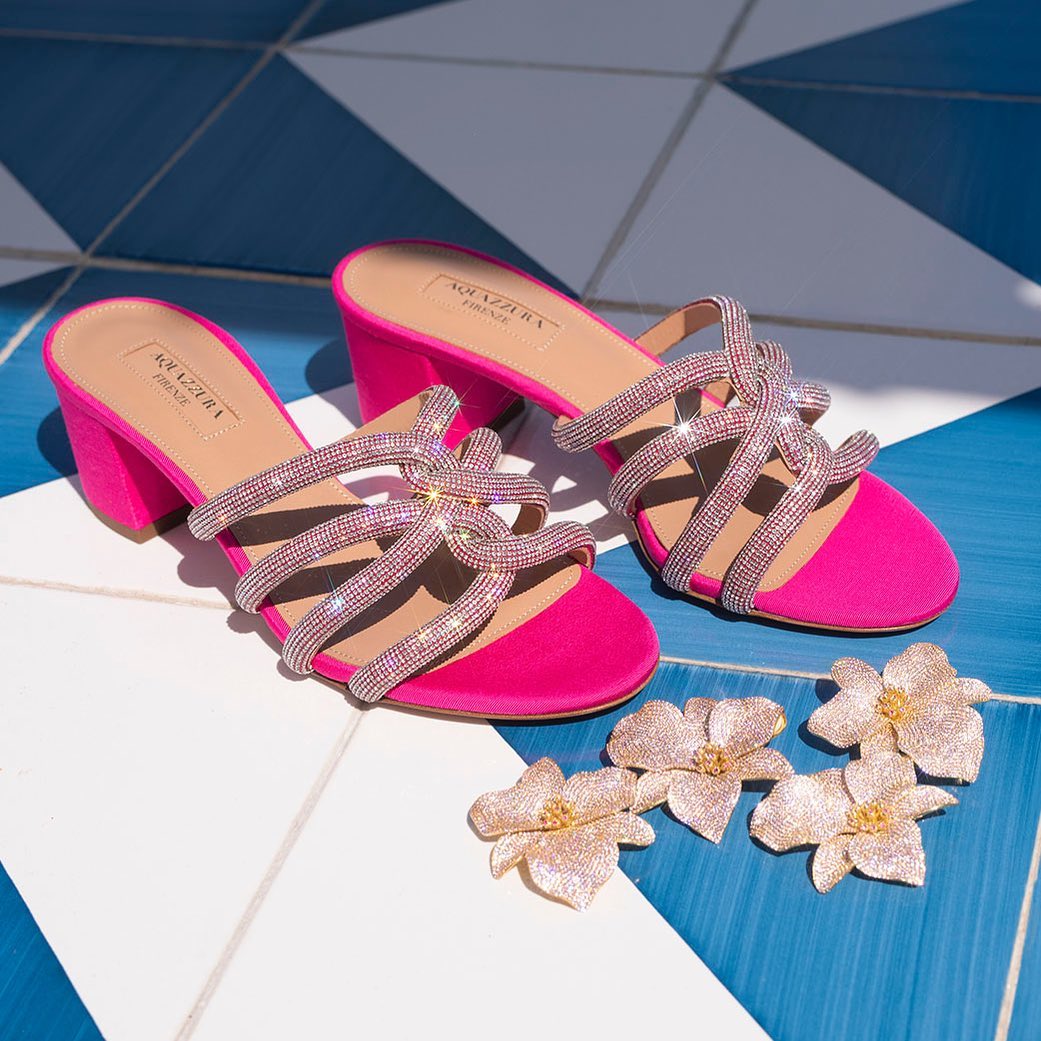 AQUAZZURA - Just in! Discover our new Moondust Sandals 50 online and in boutique! Crafted in smooth gros grain fabric in florid exotic pink, the style features glistening crystals and a comfortable bl...