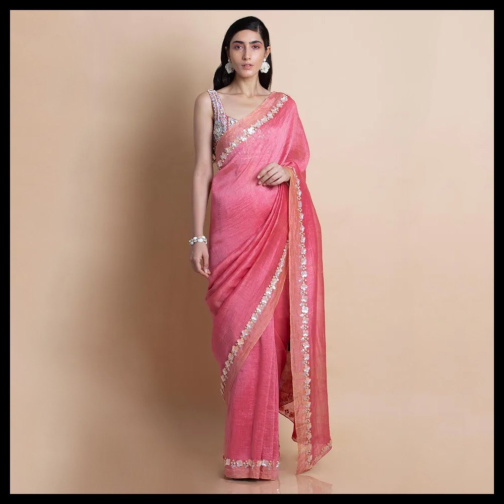 Nykaa Fashion - #NykaaFashionLuxe
Nothing can’t quite take the spot of a sari in an Indian woman’s closet🥻So we rounded up every iteration of the six-yard staple that’s worth investing in. Shop them n...