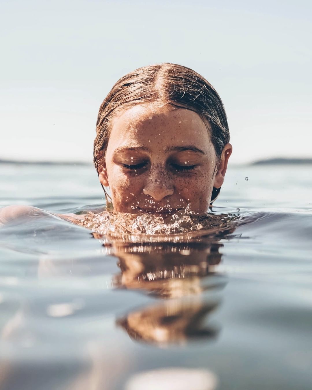 Naturé Moi - Alors ce lundi ? Sous l'eau ou encore les pieds dans l'eau ? 💦  Oui, on parle beaucoup d'eau chez Naturé Moi. 😀 
C'est parce que depuis le début on s'engage à la préserver, ainsi que sa f...