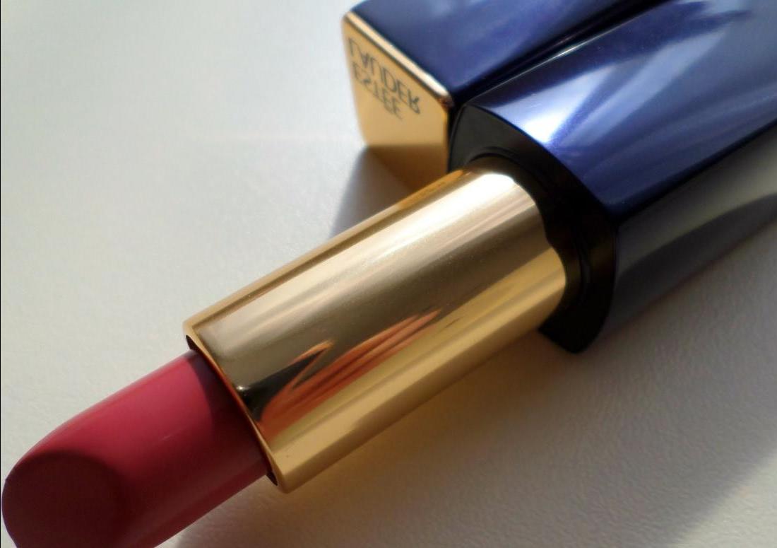 Помада Estee Lauder Pure Color Envy Sculpting Lipstick #410, Dynamische - rezension
