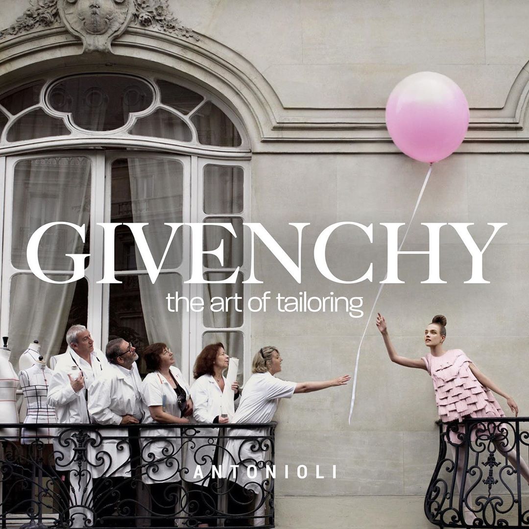 A N T O N I O L I . E U - 1952 BETTINA 
Hubert de Givenchy worked for different fashion designers, including Pierre Balmain, Christian Dior and Elsa Schiaparelli, before opening his Maison in 1952. He...