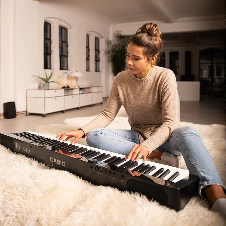 Casio USA - Weighing under 25 pounds with optional battery power, the possibilities of where to play are endless with the Privia PX-S1000. 🎹🎵⁠
•⁠ ⁠
•⁠ ⁠
•⁠ ⁠
•⁠ ⁠
•⁠ ⁠
•⁠ ⁠
•⁠ ⁠
#casiomusic #casiomusi...