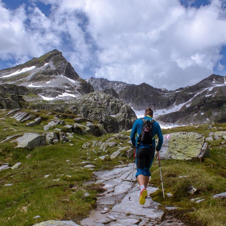 Roald Amundsen Skincare  🇳🇴 - Start the new month #fresh !⁠
⁠
Find your skincare at RoaldAmundsen.com!⁣⁠
.⁣⁠
.⁣⁠
.⁣⁠
.⁣⁠
#GearUp #startfresh #roaldamundsenskincare #forthesenseofadventure #skincarefor...