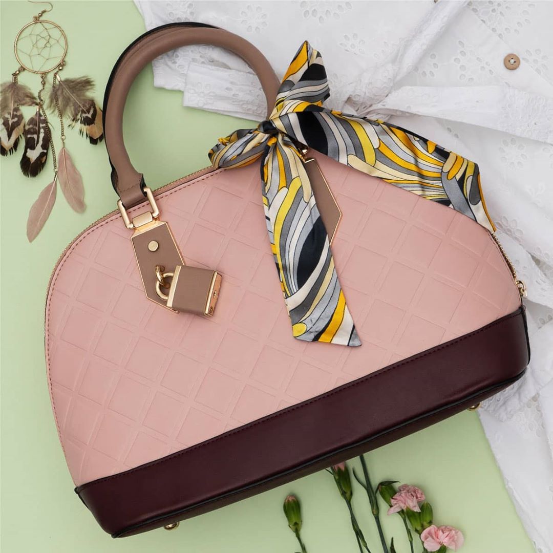 Lifestyle Store - This Raksha Bandhan, tell your sister how lucky you are to have her with this summer colorblocked handbag from Code by Lifestyle!
.
Gear up for the safest shopping experience with Li...