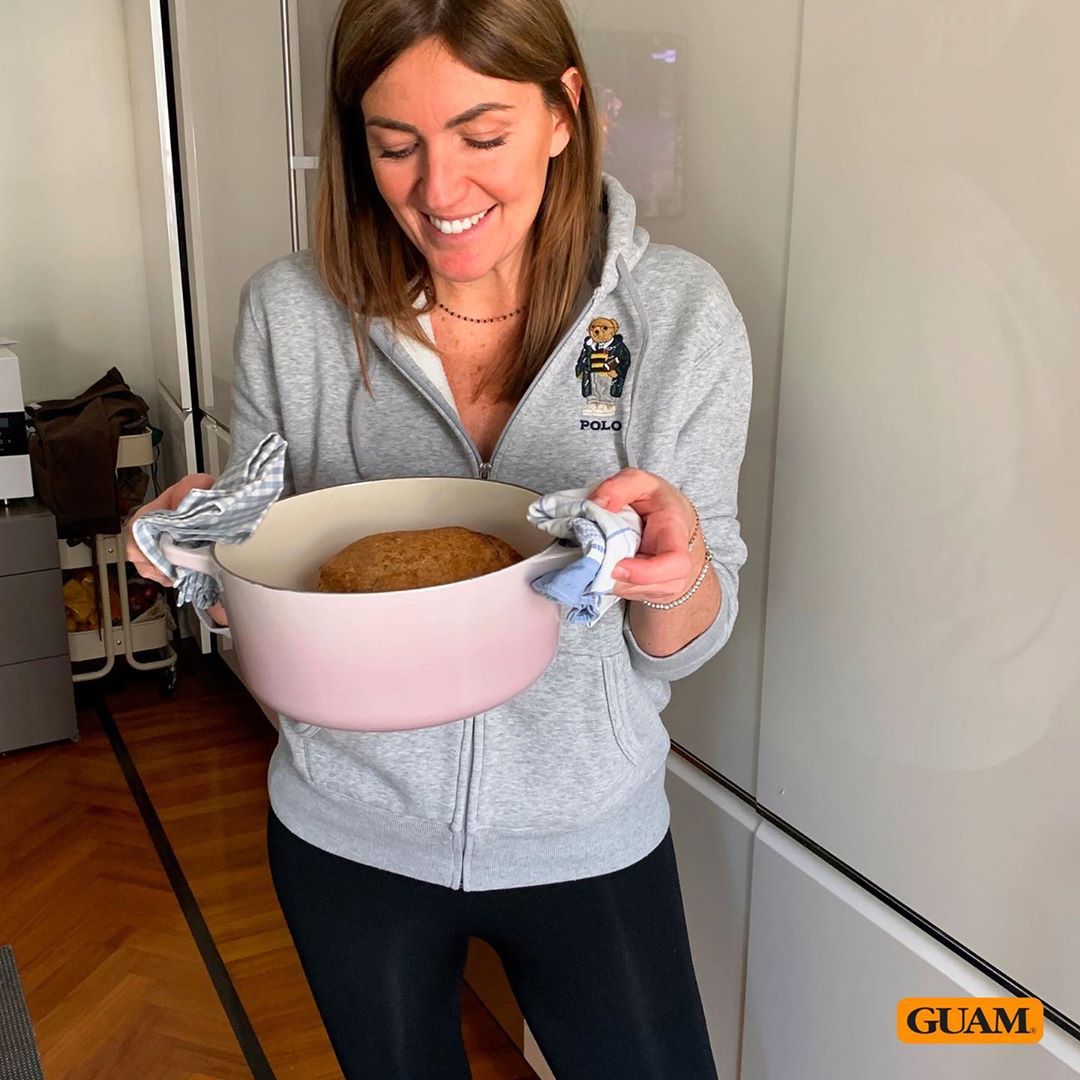 Fanghi d'alga Guam - @chiarainpentola ha scelto i Leggings Guam come alleato in cucina 😋
Oggi siamo curiosi, qual è il vostro piatto coccola in questo periodo?
#fanghidalgaguam#guam#leggingsguam#alghe...