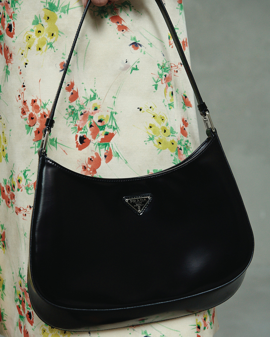 Prada - #PradaSS21 details are both understated and bright, fresh and classical.⠀
Discover more via link in bio.⠀
#PradaMultipleViews
