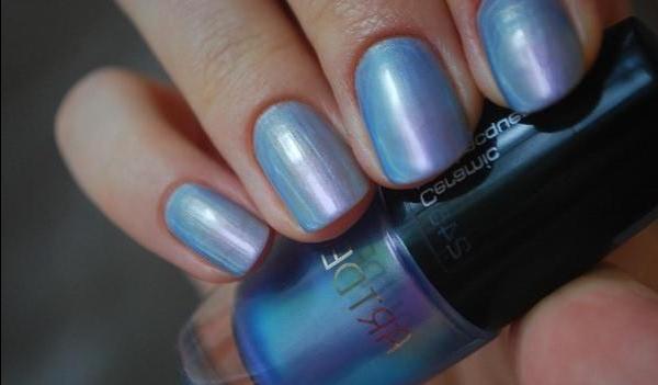 A butterfly or a mermaid? Artdeco Ceramic Nail Lacquer No. 245 Iridescent Butterfly Wings - review