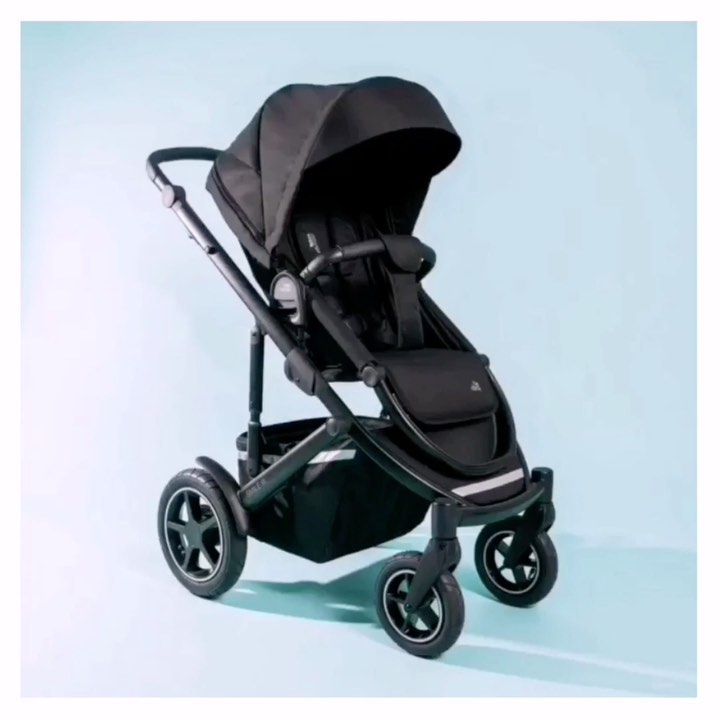 ОДЕЖДА ДЛЯ ДЕТЕЙ И МАМ - Коляска Britax Roemer Smile III- это настоящая тревел-система для вашего малыша!
⠀
Шасси с большими надувными колёсами, телескопическая ручка, реверсивный прогулочный блок...