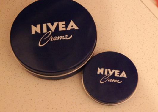 Универсальный увлажняющий крем NIVEA Creme фото