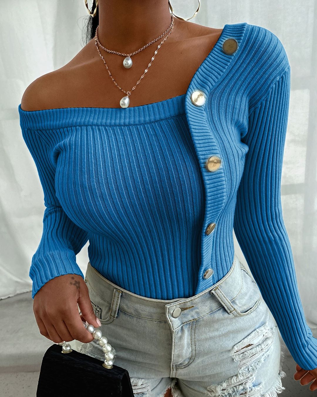 ivroseofficial - #linkinbio Button Design Long Sleeve Knit Sweater⁠
🔍"LZD1872"⁠
Shop: IVROSE.com⁠
⁠
#ivroseofficial #fashion #style #ootd #outfitgoals #ootdshare #sale⁠