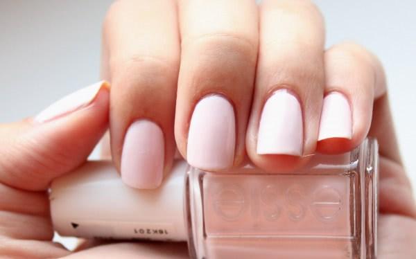 Essie Fiji - неоднозначный цвет, необычный лак