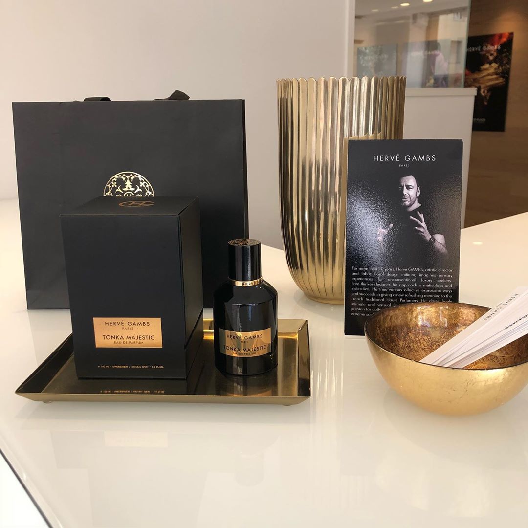 Herve Gambs - Soon.. the new Parfum Prestige TONKA MAJESTIC..
The sensual almond and animal notes of the Tonka absolute are subtly enveloped by the sweet warmth of cinnamon, rum and cocoa essence, enh...