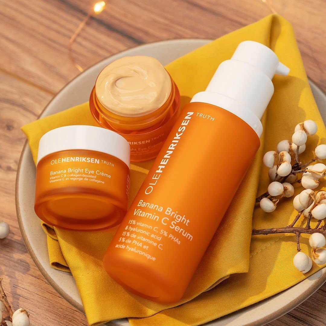 Sephora - From our friends at @olehenriksen: Your perfect fall skincare routine is SERVED 🍽️ Here's why you'll love these vitamin C faves this season:
🍊 Banana Bright Vitamin C Serum visually brighten...