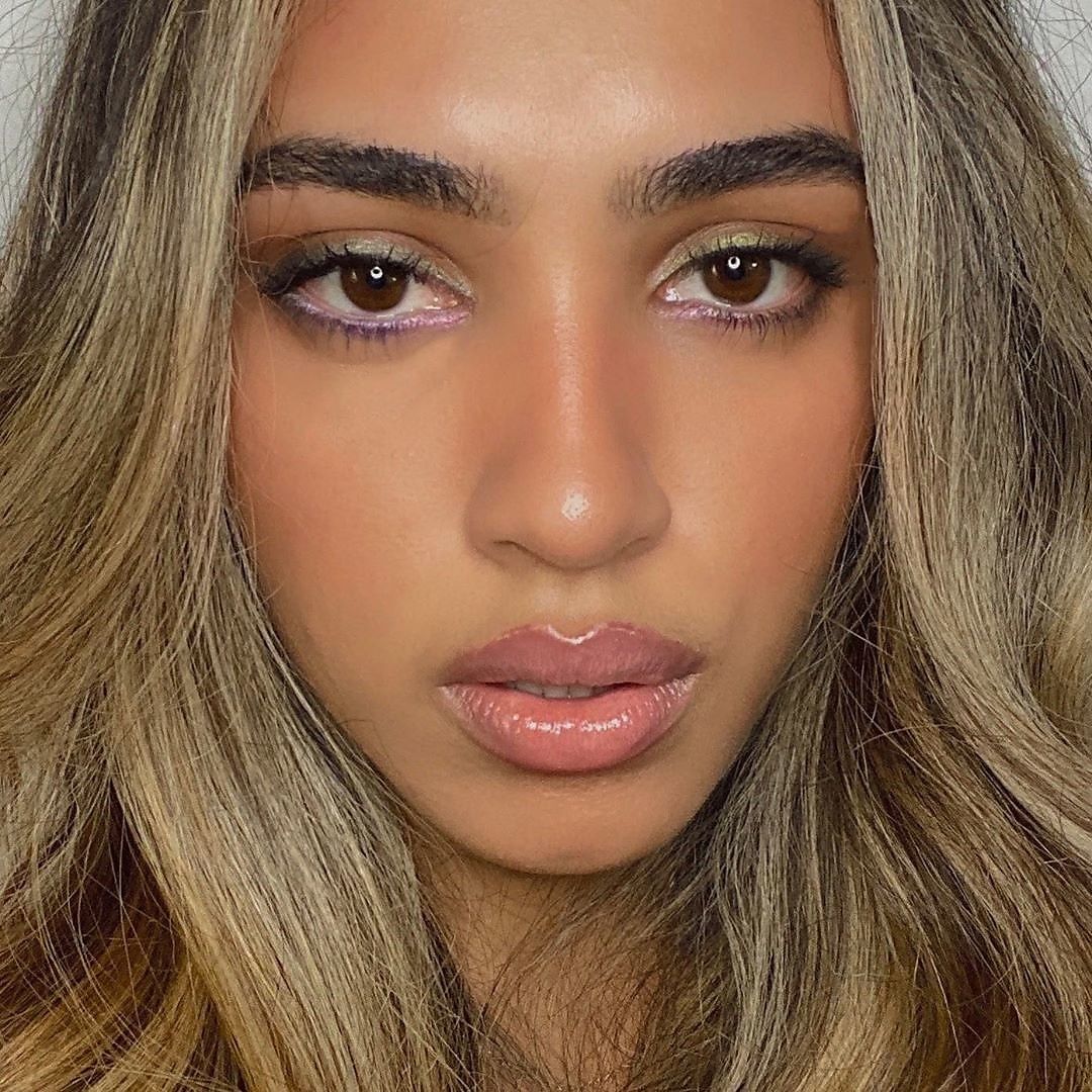 NYX Professional Makeup - @jai.liner adds a pop of color to this gorgeous, everyday makeup look using our new EPIC WEAR LINER STICKS in All-Time Olive & Frosted Lilac ✨ She tops the look off with our...