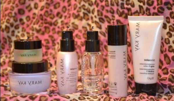 Skincare from Mary Kay.Pink jars on guard - review