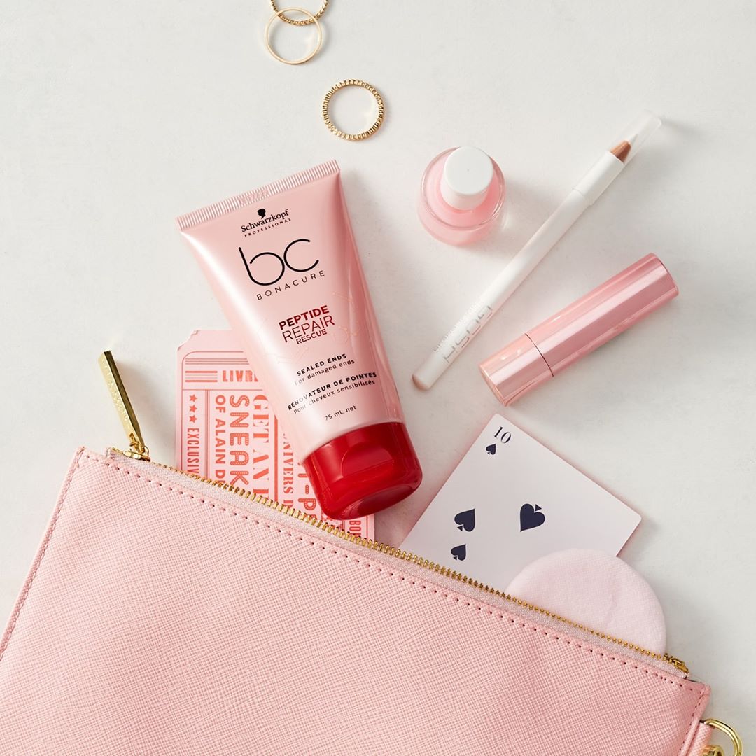 Schwarzkopf Professional - Keep that lockdown-length looking good: protect hair from split ends AND fight frizz with #BCBonacure Peptide #RepairRescue Sealed Ends! 💪

#BELIEVEINCONFIDENCE #bonacure #h...