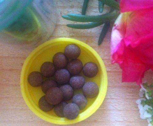 Тайские травяные шарики Kongka от кашля и боли в горле фото