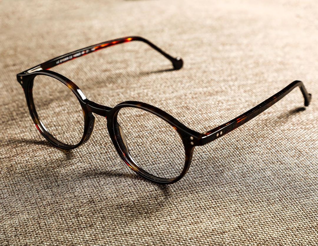 LENSKART. Stay Safe, Wear Safe - Trend Duo: Tortoise + Rounds! ✨
Need a mid-week style upgrade? These light and ultra-chic glasses are designed in superior acetate to bring alive the modern retro, thi...