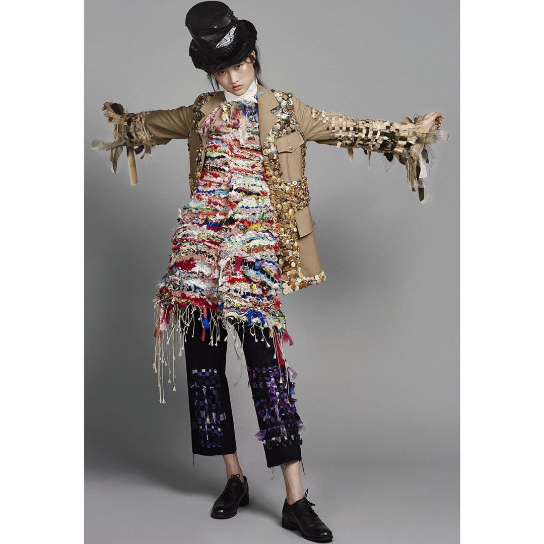 Viktor&Rolf - Vagabonds – Inspired by Dickens’ Vagabonds, wandering from place to place, roaming the city. They inform a collection that is created using select fabrics and garments from past seasons....