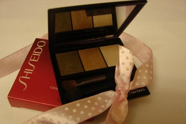 Любимые тени Shiseido Luminizing Satin Eye Color Trio BR 307