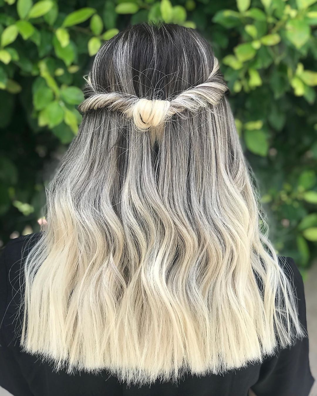Schwarzkopf Professional - Twisted ombre crown 👑 Style by @emre_venus
#madetocreate #ombrehair #blondehair #haircrown #summerhair #hairgoals #hairstyling #beautifulhair #hairartist #hairinspo #sharing...