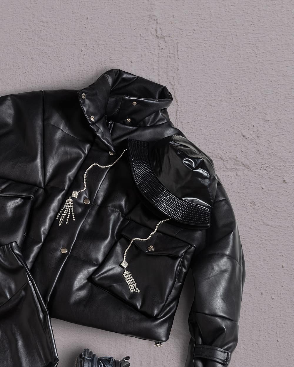 boohoo - LEATHER SZN 💣
​
​Shop the Mono Mono edit via the link in the bio 🔗
