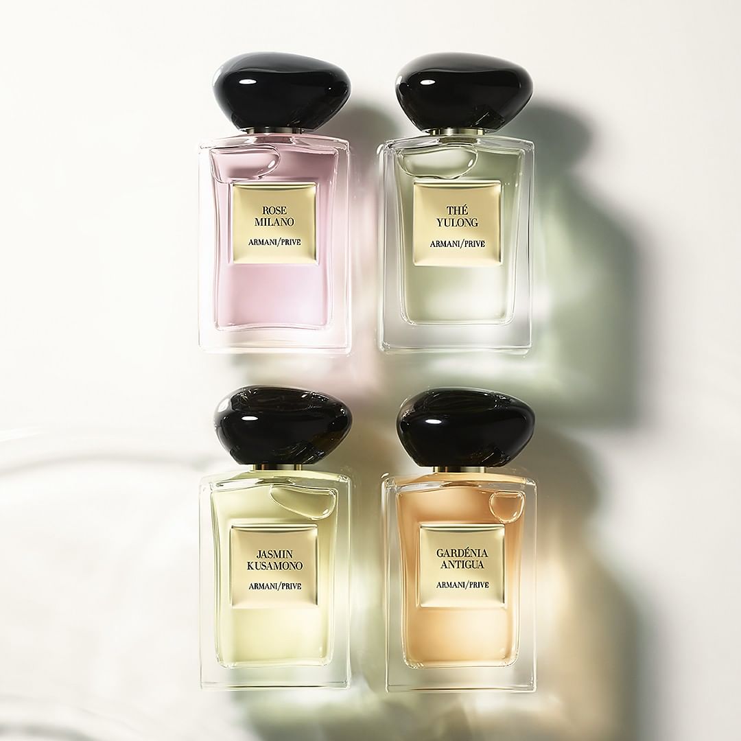 Armani beauty - Leaf green, flamboyant peach, antique pink and refreshing green. The fine hues of THÉ YULONG, GARDÉNIA ANTIGUA, ROSE MILANO and JASMIN KUSAMONO echo each fragrance's unique personali...