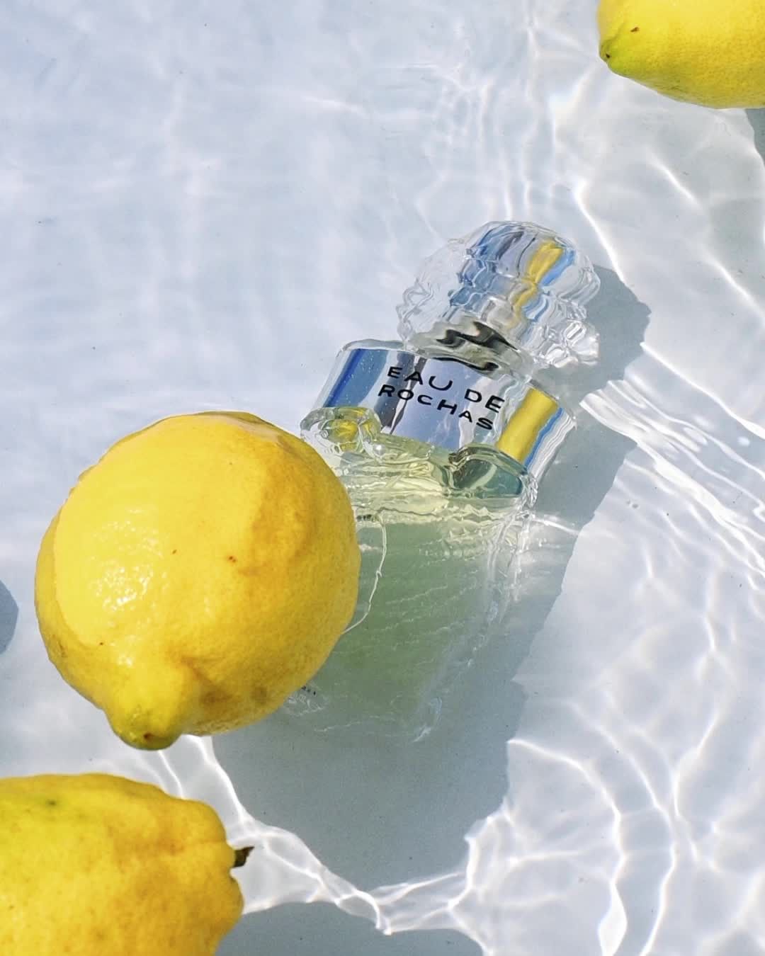 Rochas Paris - EXQUISITE CITRUS⁣
⁣
The citrus notes of Eau de Rochas are like a explosion of freshness for the hot summer days.⁣
⁣
#eauderochas #rochasparis #rochas