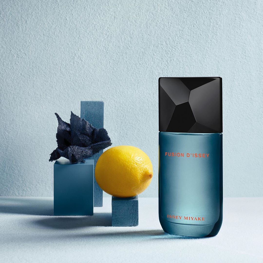 Issey Miyake Parfums - When the explosive freshness of a lemon meets the intensity of volcanic woods: Fusion d’Issey.
#fusiondissey #bornfromfusion #isseymiyakeparfums #movedbynature #fragrance #trave...