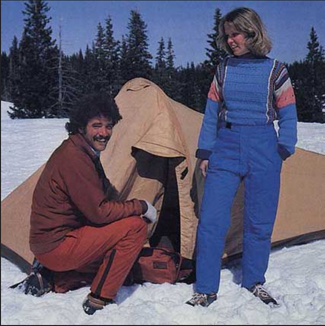 Спортмастер - «Творчество горных сурков» – есть ассоциации с известным брендом Marmot? А это именно о них!
⠀
Эрик Рейнолдс и Дэйв Хантли – студенты, которые работали над совместным проектом на Аляске...