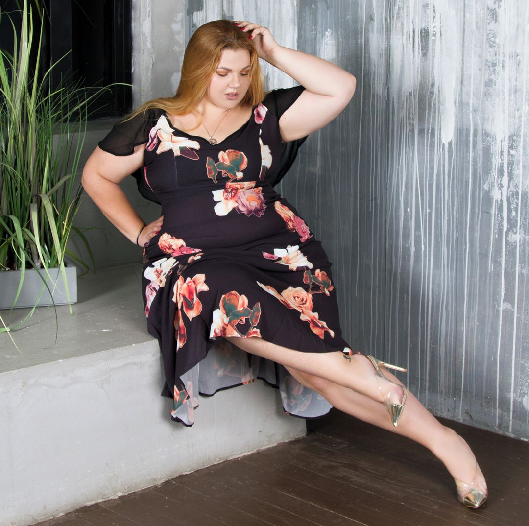 Rosegal - Plus Size Floral Print Mesh Cape Maxi Dress⁣⁣
Reviewed by @katalina_gorskikh⁣⁣
⁣
Search ID: 466378404⁣⁣
Price: $26.99⁣⁣
Use code: RGH20, Enjoy 18 OFF!⁣⁣
#rosegal #plussizefashion #Rosegalcur...