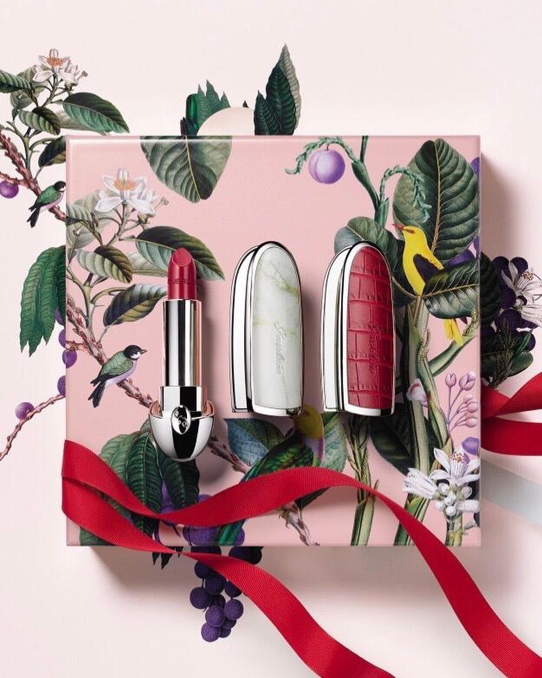 Guerlain - One for me, one for you... Why have one case when you can have two? The possibilities are endless with Rouge G. 
Guerlain celebrates the beauty of nature with a limited-edition gift set cre...