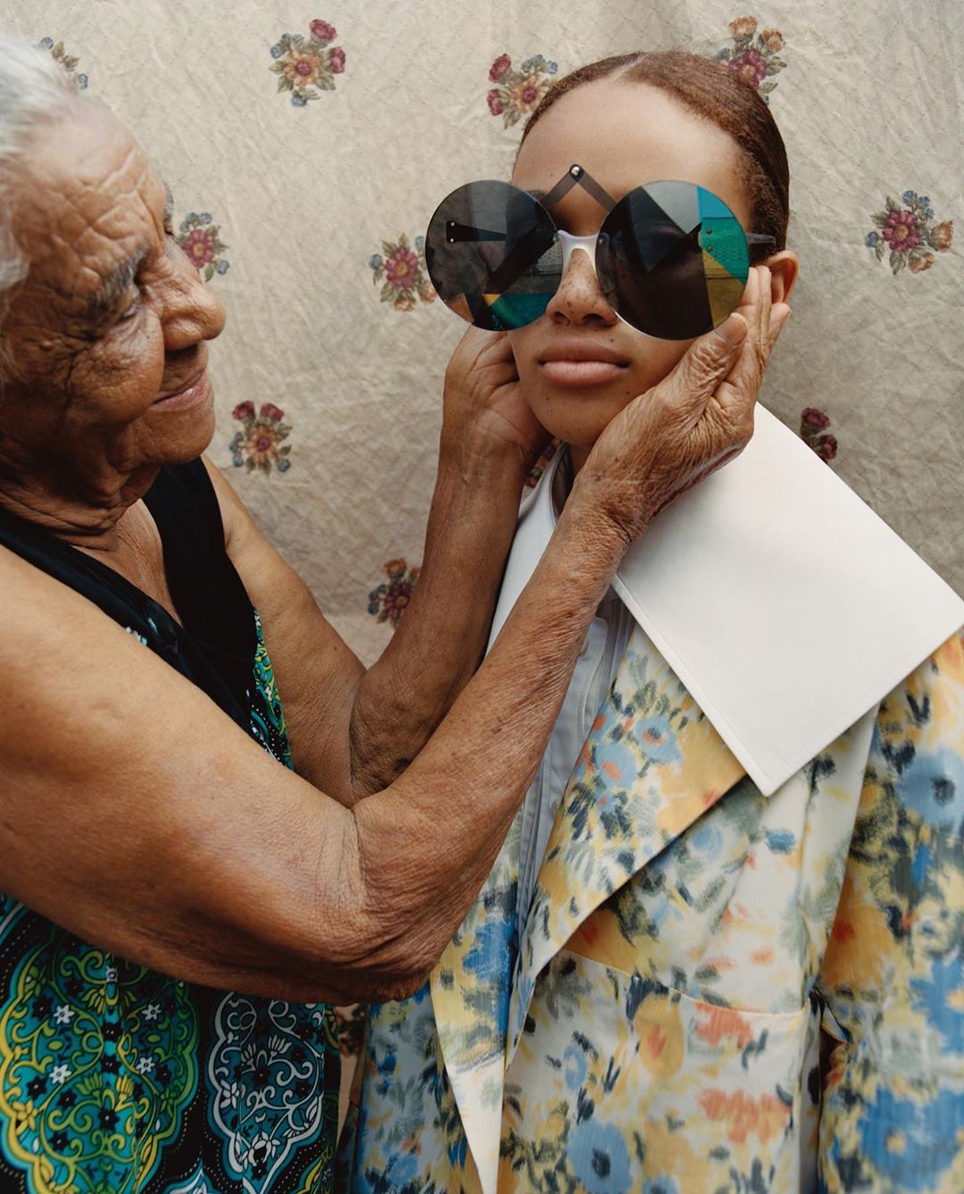 NINA RICCI - #FutureStartsNow
The power of optimism: time for a brighter future
Nina Ricci Spring-Summer 2020 collection documented by @nadineijewere in Santo Domingo