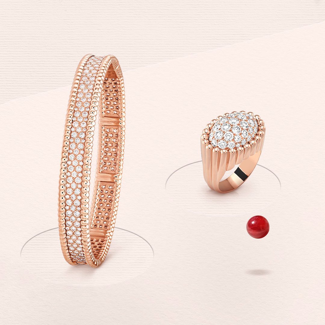 Van Cleef & Arpels - The Perlée collection welcomes a new diamonds pavé ring to its assortment of sparkling creations.  In yellow, white and rose gold, there are endless possibilities to mix and match...