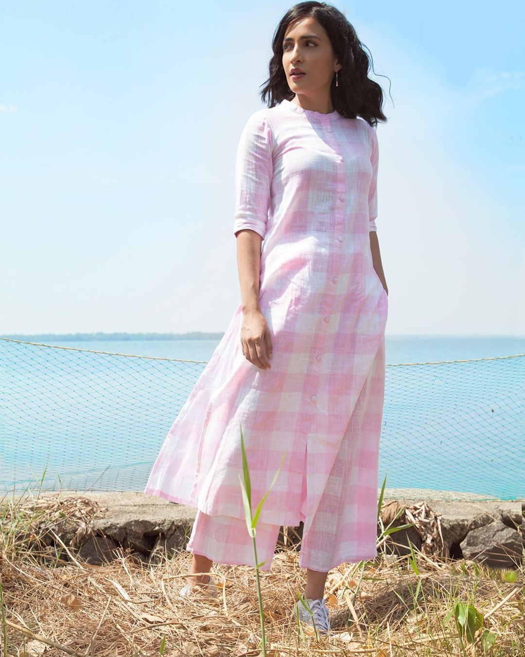 MYNTRA - Turning to see how far we’ve come, but it is only #Midweek still. And, those ethnic coordinates are perfect work too. Right? 📸 @serin_george
Look up product code: 6539936
For more on-point lo...