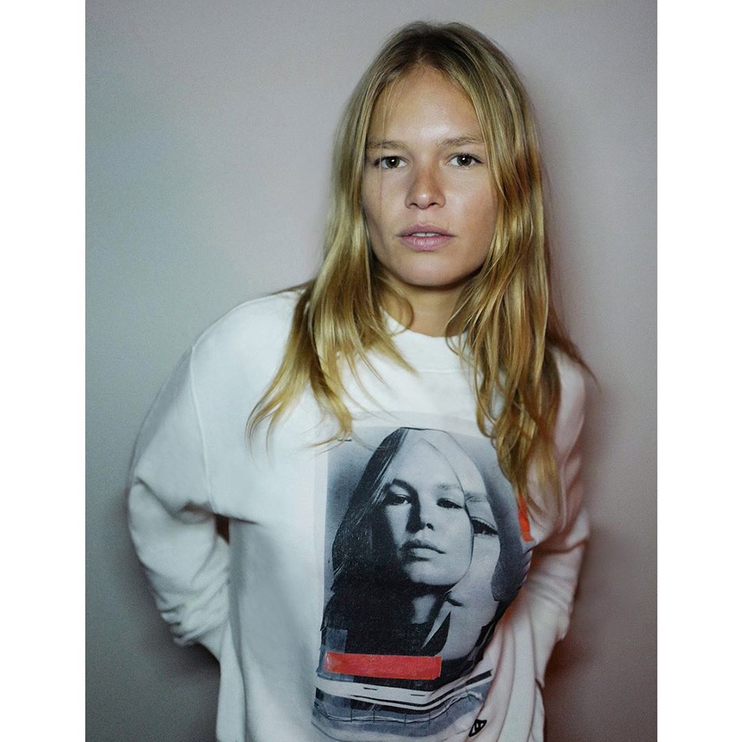 Marc O'Polo - Iconic styles made of organic cotton. In line with the sustainable attitude of the brand and the Anna. w/@annaewers #marcopolo #organiccotton