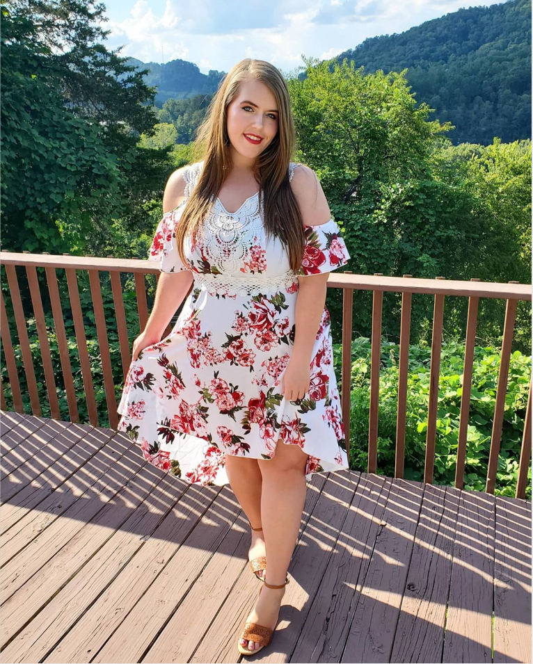 Dresslily - ✨🌺Floral love!! ✨🌺⁣
🌸Pict by @hollylindsey_⁣
👉Search: "466578403"⁣
#Dresslily