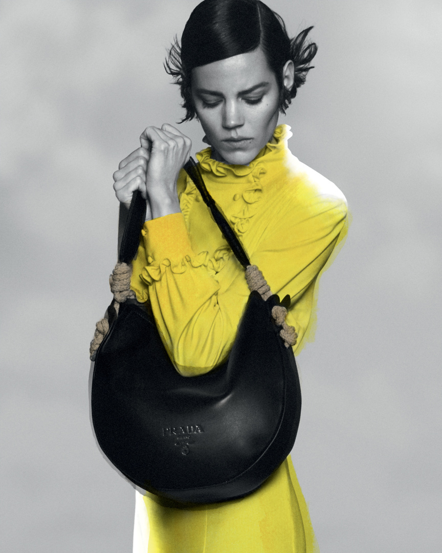 Prada - Blurring tactility with digital expression to illicit a new idea of intimacy: the #PradaPreFall20 campaign, #PaintedinPrada.⠀
Discover more via link in bio.⠀
-⠀
Photography @davidsimsofficial⠀... Prada - Blurring tactility with digital expression to illicit a new idea of intimacy: the #PradaPreFall20 campaign, #PaintedinPrada.⠀
Discover more via link in bio.⠀
-⠀
Photography @davidsimsofficial⠀...