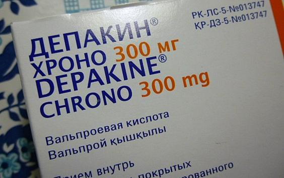 Энкорат хроно отзывы. Депакин Хроно таблетки. Депакин Хроно Энкорат. Энкорат Хроно 300. Таблетки от эпилепсии Депакин.