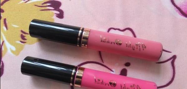 Lacquer a couple of lip glosses from Night Orсhid 