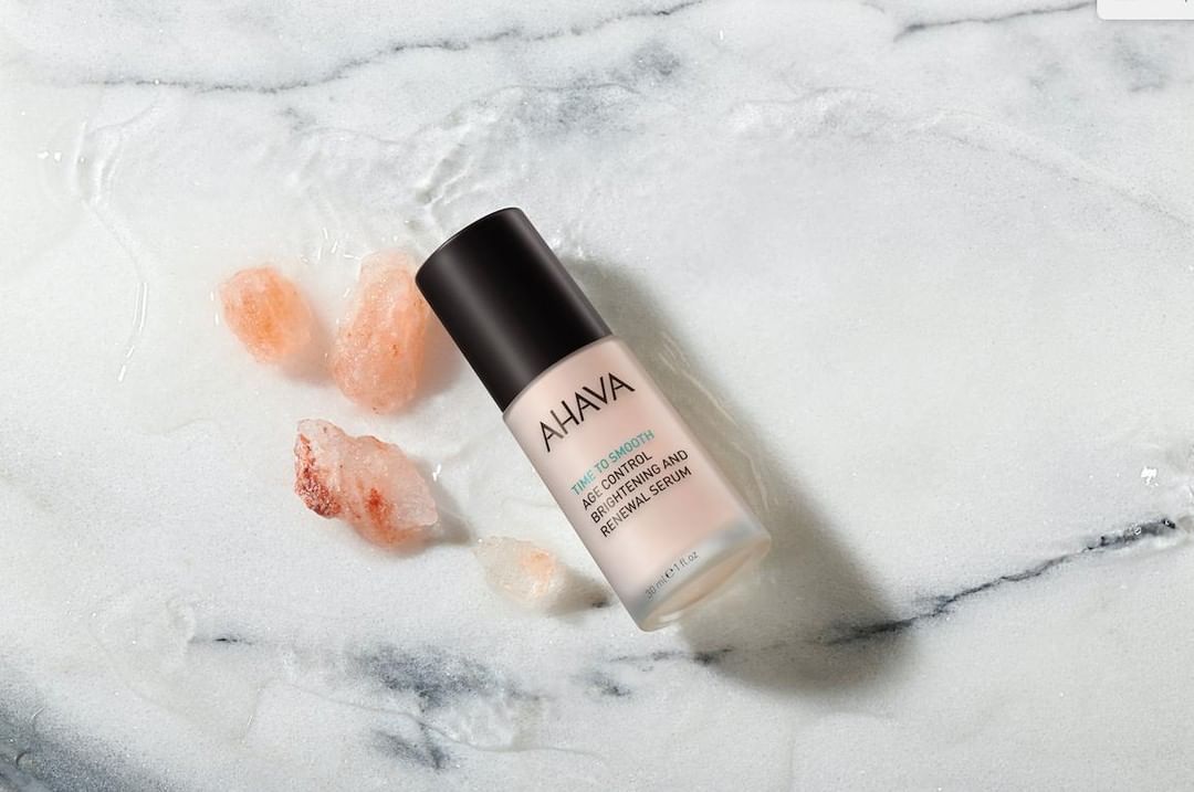 AHAVA - Encouraging healthy cell turnover is one of the superpowers of our Age Control Brightening & Renewal Serum.  A powerful, natural algae and vitamin C defend against aging and boost cell renewal...