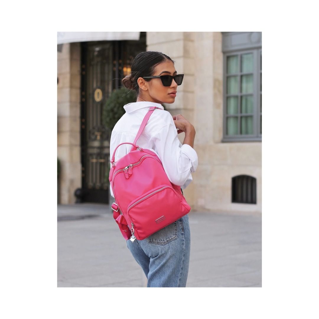 SAMSONITE - Get ready for a lot of: 'Where did you get that backpack?' 💕 #mysamsonite 
——————————————————————— #fashion #style #love #instagood #like #photography #photooftheday #beautiful #ootd #beau...